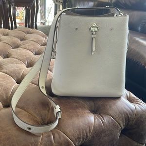 Kate Spade bucket bag only one tiny mark on front left as seen in picture.